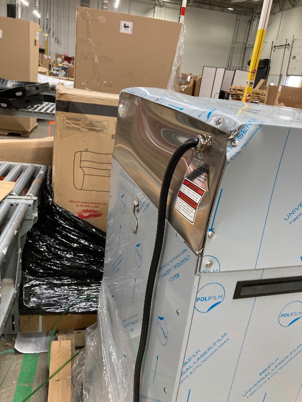 Photo 1 of *** PLEASE SEE THE PHOTOS WITH DAMAGES***KoolMore KM-CCAH3-1D Half-Size One Door Commercial Cook and Hold Oven 3,000 W and 208/240V, UL Listed in Stainless-Steel
