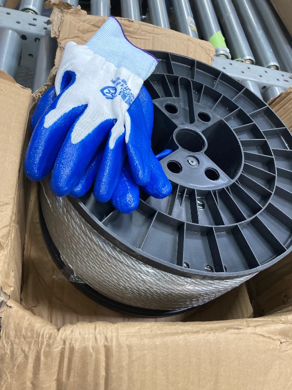 Photo 1 of 1/4" Stainless Steel Cable,7x19 Strand Aircraft Wire Rope,Cable for Heavy Duty Applications,Zip Iine and Outdoor Pulley Cables,Deck Railing, with Gloves,Breaking Strength 6400 Ibs,600FT