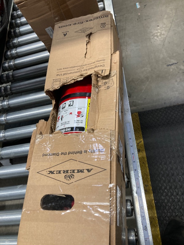 Photo 1 of Amerex A411, 20lb ABC Dry Chemical Class A B C Multi-Purpose 20 Pound Fire Extinguisher with Wall Bracket.