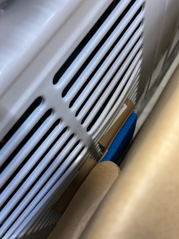 Photo 1 of FRIGIDAIRE Room & Air Conditioner. 1.400 SQ. Ft, 23.200 BTU  ***(EXACT STOCK PHOTO NOT AVAILABLE, BOX RIPPED/TORN)***