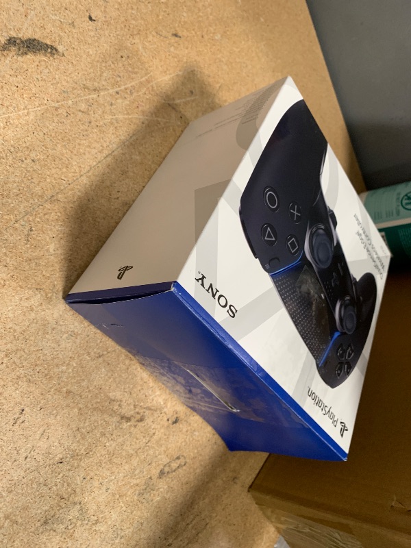 Photo 1 of may be missing some accessories*
PlayStation DualSense Edge Wireless Controller - Midnight Black