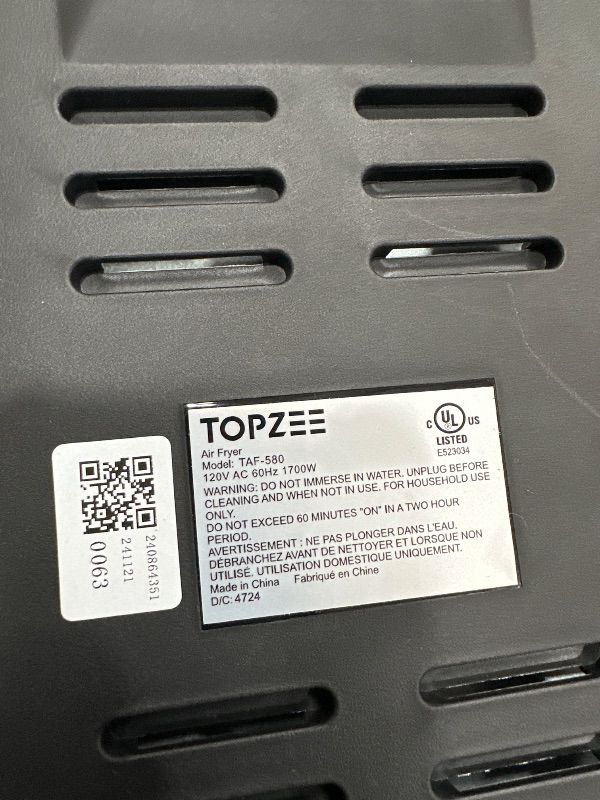 Photo 1 of **PARTS ONLY, NON FUNCTIONAL** TOPZEE 8-QT Large Air Fryer - Dual Basket Airfryer with Easy View Windows, Preheat, Air Fry, Roast, Broil, Bake, Dehydrate, 2 Independent 4 QT Nonstick Dishwasher Safe Baskets, Black