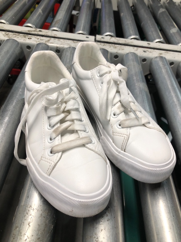 Photo 1 of **DIRTY** SERNIAL Women's White Tennis Shoes PU Leather Sneakers Casual Walking Shoes for Women(White,US6)
