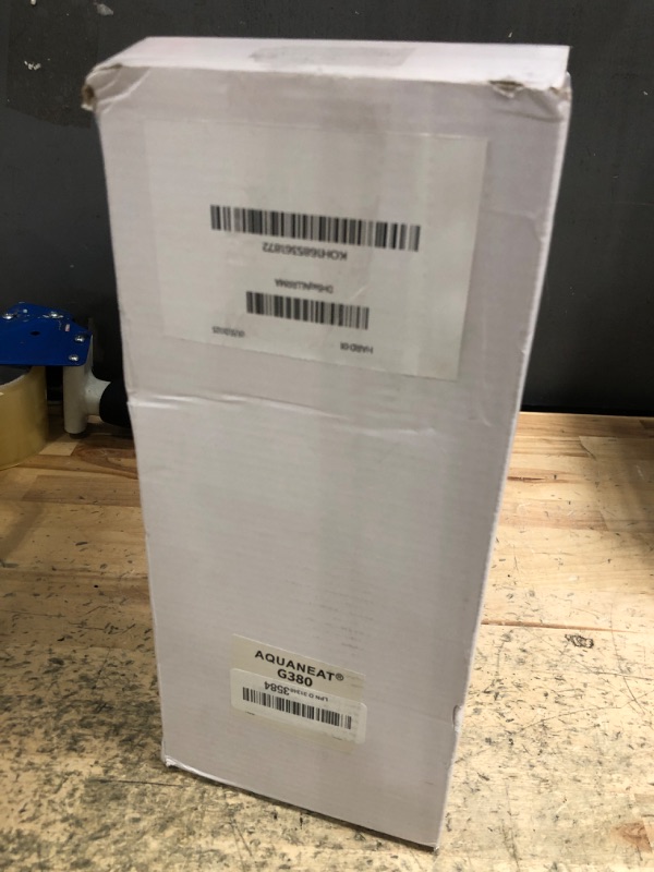 Photo 1 of AQUANEAT Aquarium Filter 9W with Spare UV Bulb Green Water Killer Submersible Pump Filter 211GPH for 150 Gallon Fish Tank