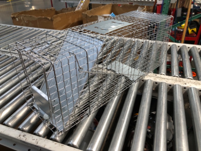 Photo 1 of ***DAMAGED - SEE COMMENTS***
HAVAHART 1079SR Large 1-Door Humane Catch and Release Live Animal Trap Cage - Live Raccoon Trap, for Bobcats, Beavers, Dogs, & More