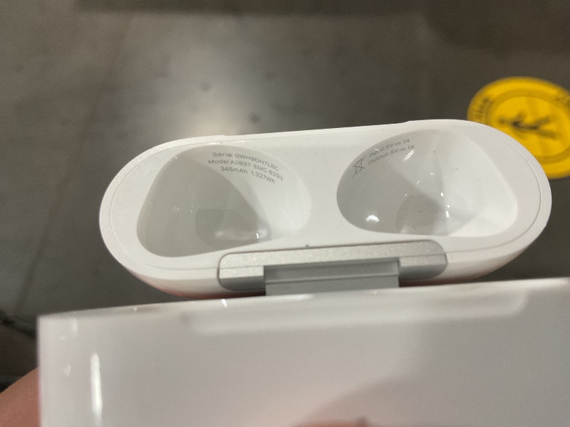 Photo 1 of Apple AirPods (3rd Generation) Wireless Ear Buds, Bluetooth Headphones, Personalized Spatial Audio, Sweat and Water Resistant, Lightning Charging Case Included, Up to 30 Hours of Battery Life**MISSING 1/2 EARBUDS **