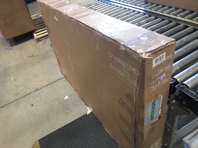 Photo 1 of -PARTS ONLY- SAMSUNG 70-Inch Class Crystal UHD 4K DU7200 Series HDR Smart TV w/Object Tracking Sound Lite, PurColor, Motion Xcelerator, Mega Contrast, Q-Symphony (UN70DU7200, 2024 Model)