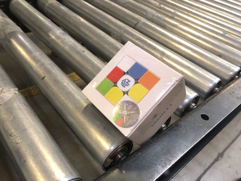 Photo 1 of GAN 356 R S, 3x3 Speed Cube Gans 356RS Magic Cube Non-Magnetic (Stickerless)