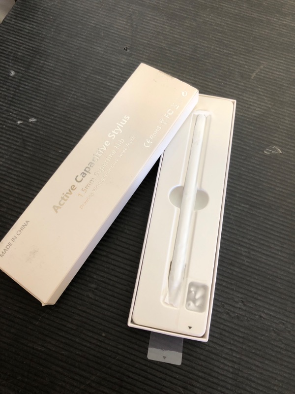 Photo 1 of ???Stylus Pen for iPad 2018-2023 with Palm Rejection, Active Pencil for iPad 10th/9th/8th/7th/6th Generation, for iPad Pro 11/12.9 inch, for iPad Air 5th/4th/3th Gen, for iPad Mini 6th/5th Gen (White)