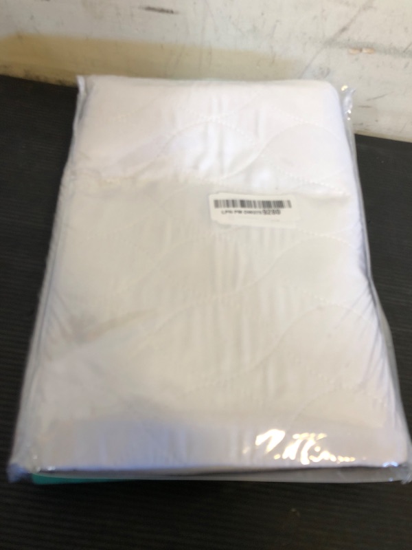 Photo 1 of SOLOSHINE Bed Pads Washable Waterproof, 34" x 52" (1 Pack) Incontinence Bed Pads, Waterproof Bed Pad & Pee Pad, Perfect for Kids, Adults, The Elderly and Pets