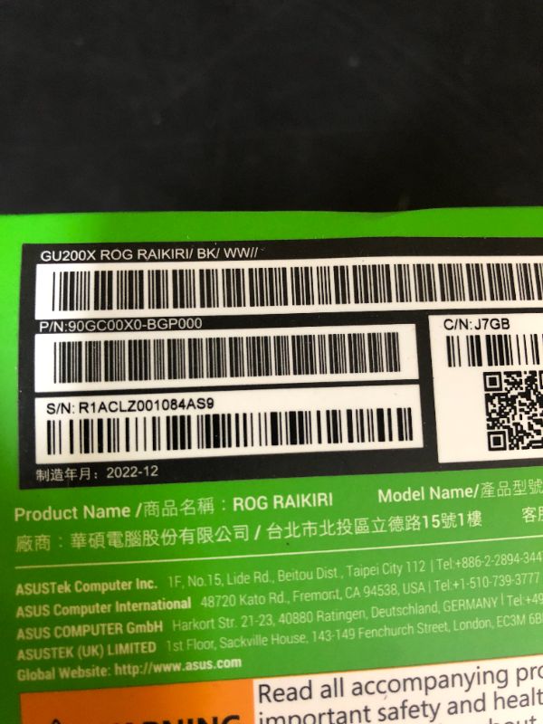 Photo 1 of ASUS ROG Raikiri officially licensed Xbox controller, remappable buttons & triggers, 2 rear buttons, step & linear triggers, adjustable joystick sensitivity, 3.5mm jack with ESS DAC, for PC and Xbox