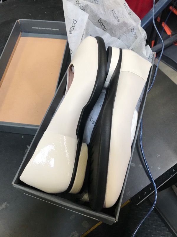 Photo 1 of ECCO Women's Sculpted Luxe Ballerina Ballet Flat, Limestone, 
SIZE 9-9.5 