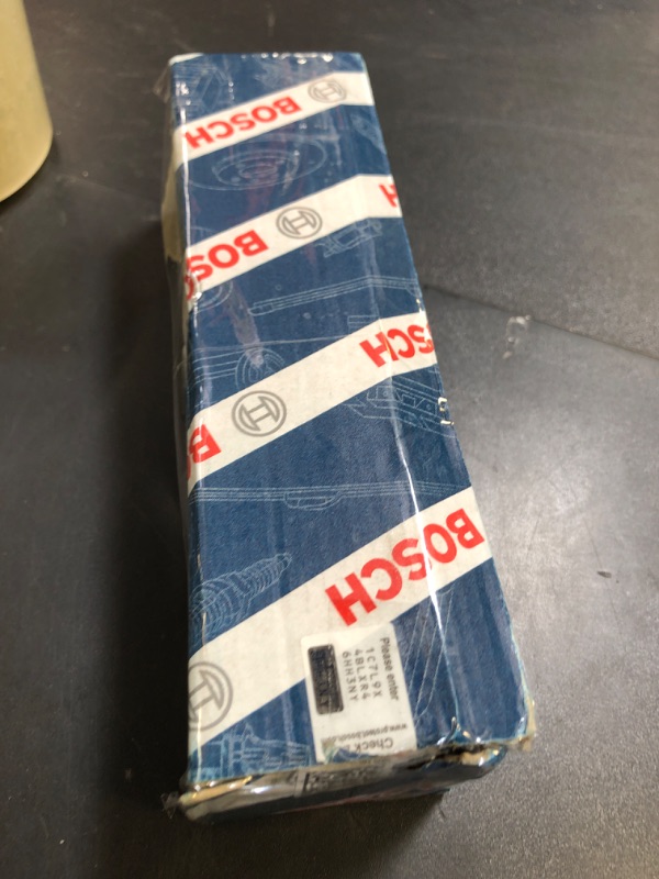 Photo 1 of Bosch Automotive 0221504470 Original Equipment 0221504470 Ignition Coil 1-PACK
