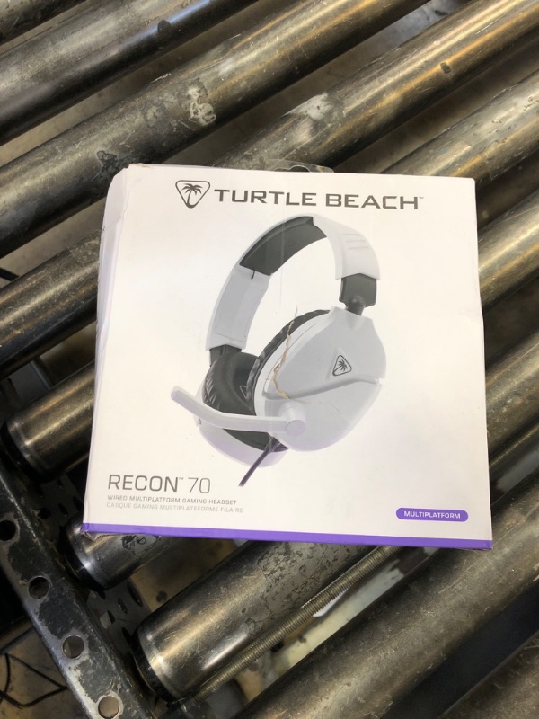 Photo 1 of Turtle Beach Recon 70 Multiplatform Gaming Headset for PS5, PS4, Xbox Series X|S, Xbox One, PC & Mobile w/ 3.5mm Wired Connection - Flip-to-Mute Mic, 40mm Speakers, Lightweight Design, White
