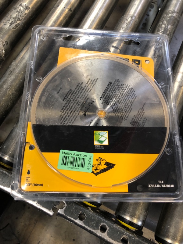 Photo 1 of DEWALT DWA4769 Continuous Rim Glass Tile Blade, 10"