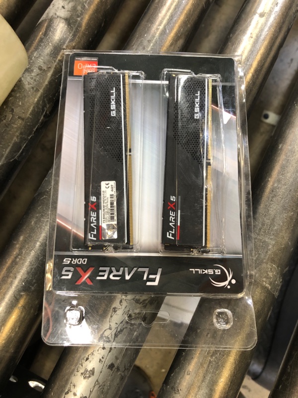 Photo 1 of MEM 2 * 16G|GSK F5-6000J3636F16GX2-FX5