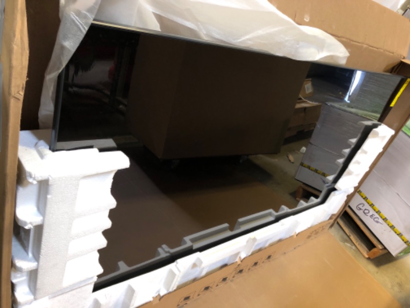 Photo 1 of SAMSUNG 75-Inch Class Crystal UHD 4K DU7200 Series HDR Smart TV w/Object Tracking Sound Lite, PurColor, Motion Xcelerator, Mega Contrast, Q-Symphony (UN75DU7200, 2024 Model)