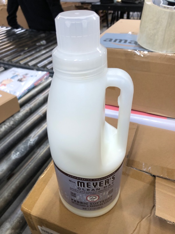 Photo 1 of MRS. MEYER'S CLEAN DAY Liquid Fabric Softener, Infused with Essential Oils, Paraben Free, Lavender, 32 oz (32 Loads)