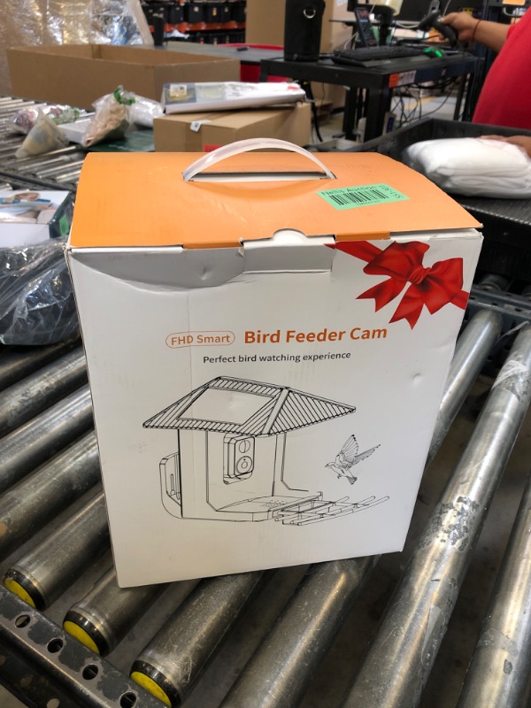 Photo 1 of Uniter® 2.5K Smart Bird Feeder with Camera, Solar Video Birds Feeder with AI Identify Birds Species, Live View, Capture Bird Video, 2.5L Large-Capacity,Instant Arrival Alerts,Ideal Gift for Birdlover