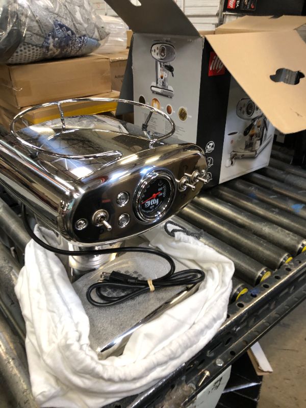 Photo 1 of Illy X1 Anniversary 1935 Espresso Single-Serve Machine for iperEspresso capsules with Milk Frother Steam Wand (Stainless)