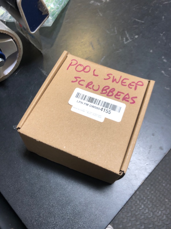 Photo 1 of muscccm for Polaris Pool Cleaner Parts,Tail Sweep with Scrubber Replacement Part Fit for Polaris 3900 Sport, 380, 360, 280, and 180 Pool Cleaners