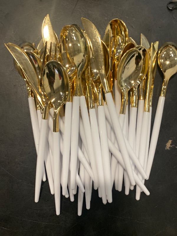 Photo 1 of Supernal 102pcs Gold Plastic Siverware,Gold Plastic Cutlery with Black Handle with 102pcs Gold Plastic Cutlery, Durable Plastic silverware,Disposable Cutlerty with White Handle