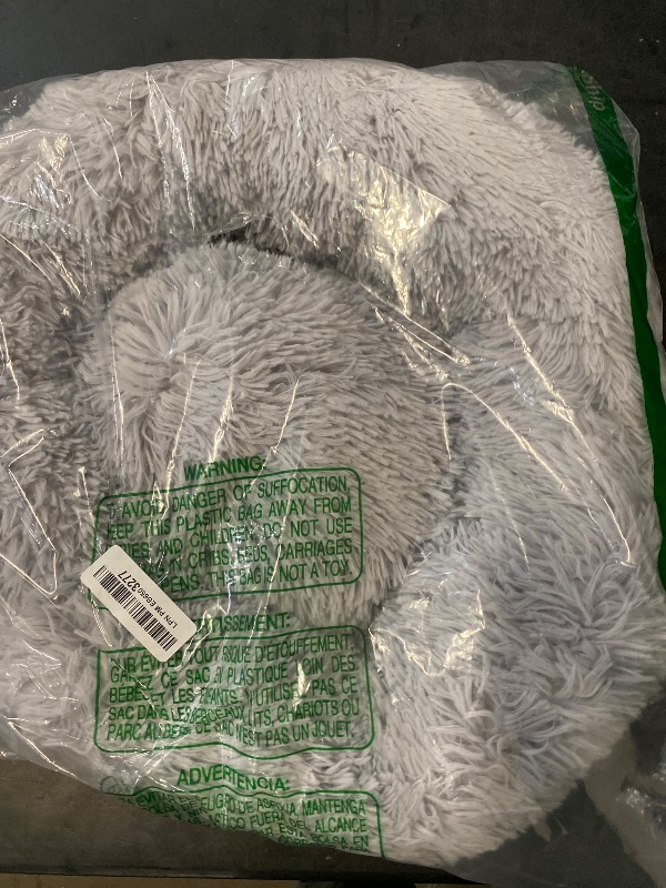 Photo 1 of Hoewina Dog & Cat Bed for Indoor Cats, 20in Calming Donut Bed for Puppy and Kitten, Washable Round Fluffy Pet Bed for Small Medium Dogs and Cats (Light Grey)