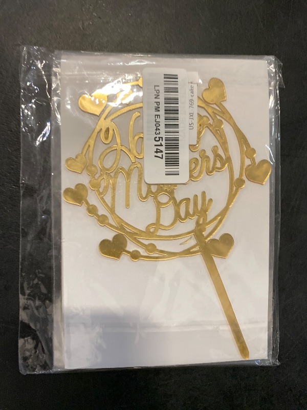 Photo 1 of Happy Mothers Day Cake Topper Gold Simple design Acrylic Heart MOM Party Cake Toppers Mother's Day Gifts Dessert birthday Decoration Supplies