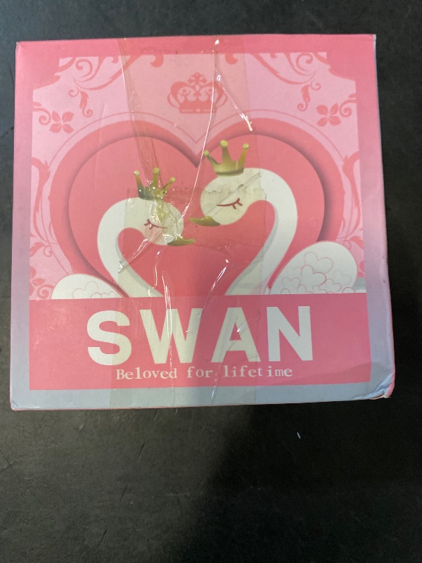 Photo 1 of Amosfun 2pcs Mini Resin Swan Figurines Birthday Cake Topper Swan Ornaments Wedding Anniversary Home Office Table Decoration 2.87 X 1.88 X 1.18 Inches