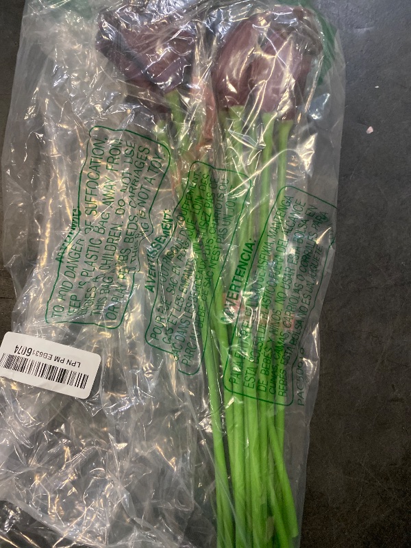 Photo 1 of 12pcs Artificial Calla Lily Flowers,13" Single Heads PU Flower Small Flower Bouquet Accessorie,Calla Lily Bridal Wedding Bouquet for Greenery Plants Indoor Outside Garland Home Office Decor (Purple)