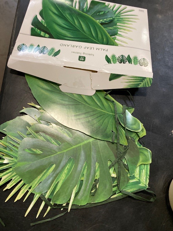 Photo 1 of Tropical Palm Leaf Garland Party Decorations, Length 2.6M, 8.5 FT, Green