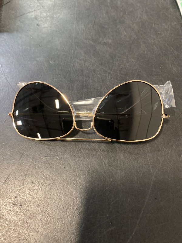 Photo 1 of livho Sunglasses for Men Women Aviator Polarized Metal Mirror UV 400 Lens Protection (Gold Black)