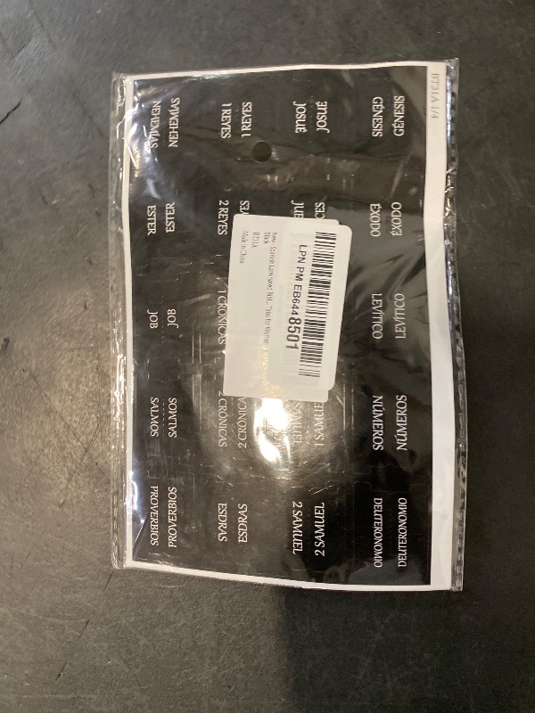 Photo 1 of Spanish Laminated Bible Tabs, pestañas para biblia en español, Reposition Large Print Stickers, Easy to Read and Apply Bible Tabs for Women and Man (Spanish Black)