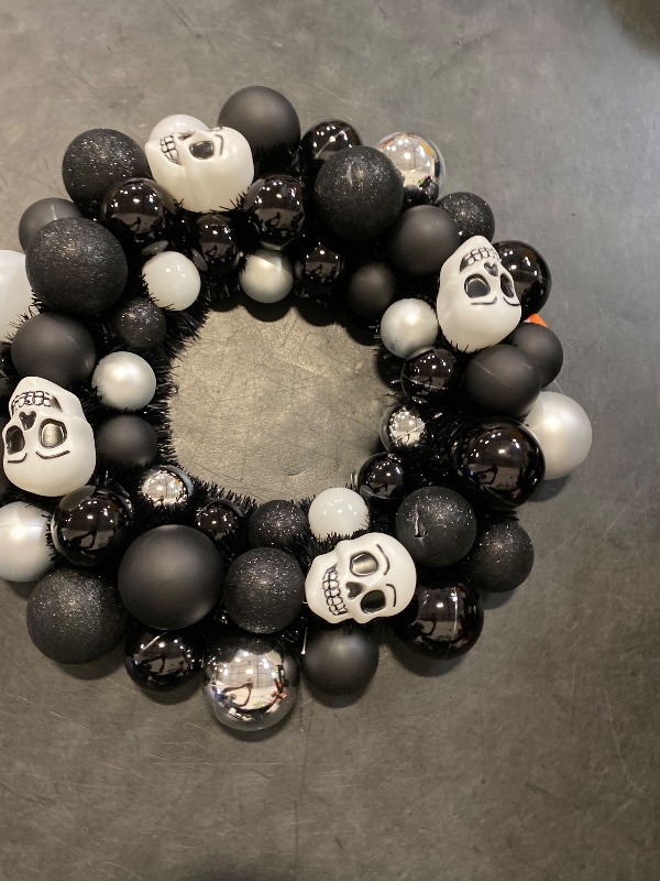 Photo 1 of Halloween Skull Black and White Shatterproof Halloween Wreath - Hyde & EEK! 