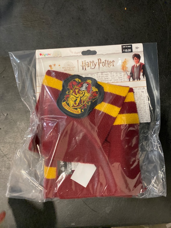 Photo 1 of Disguise DG108149 Adult Harry Potter Gryffindor Scarf