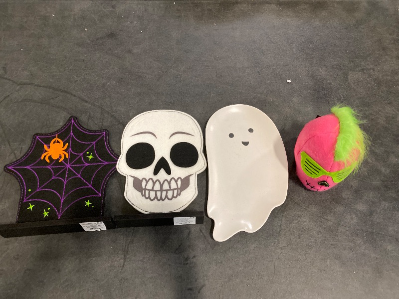 Photo 1 of 4 pack Halloween indoor decorations 