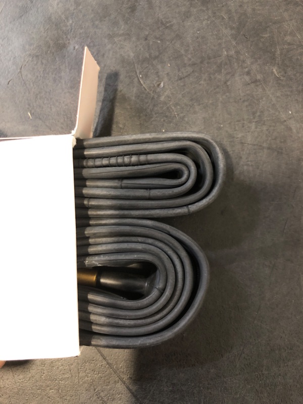 Photo 1 of 700C Heavy Duty Bike Tubes 700x25C/26C/28C/32C AV48 Schrader Valve (25/34-622) 700C Bicycle Inner Tubes Compatible with 700x25C 700x26C 700x27C 700x28C 700x30C 700x32C 700x34C Bike Tire Tubes 2-PCS