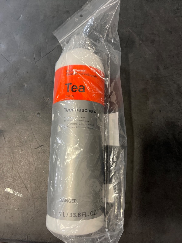 Photo 1 of KOCHCHEMIE Koch-Chemie -Teerwäsche A (Tea) - 1 Liter - Road Fallout and Tar Remover - Solvent-Based Cleaner - Free from Halogenated Hydrocarbons and NTA