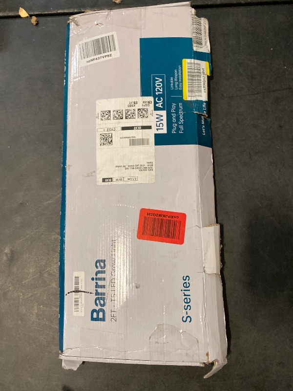 Photo 1 of Barrina (6 Pack LED T5 Integrated Single Fixture, 4FT, 2200lm, 6500K Super Bright White, 20W Utility LED Shop Light, Ceiling and Under Cabinet Light, Corded Electric with ON/Off Switch, ETL Listed