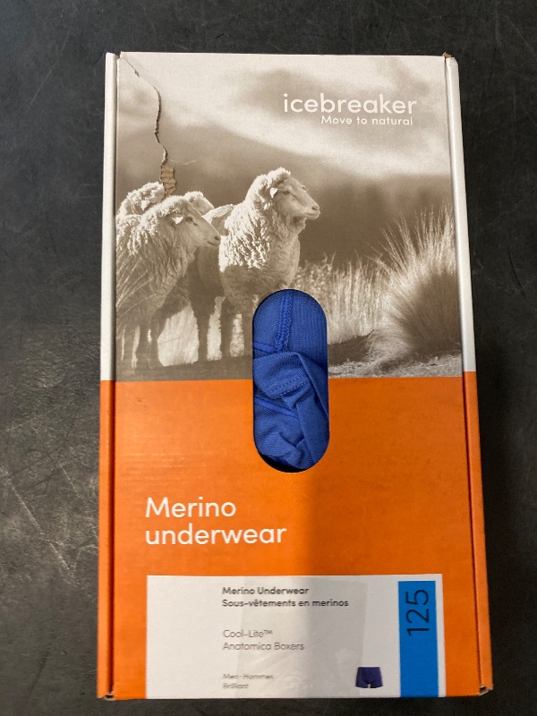 Photo 1 of Icebreaker Men’s Merino Blend 125 Cool-Lite Anatomica Boxers - Brilliant - Medium