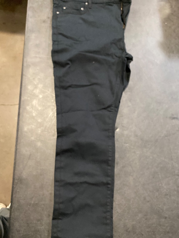 Photo 1 of  40W x 30L Amazon Essentials Men's Jeans, Skinny-Fit Comfort Stretch, 40W x 30L Black (Formerly Goodthreads)