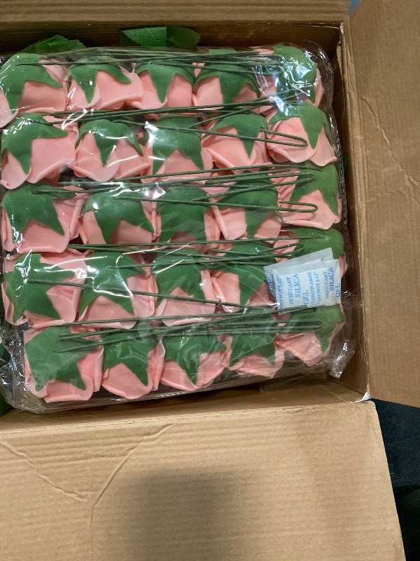 Photo 1 of Riceshoot 326 Pcs Floating Flowers Vase Fillers Kit 12 Artificial Rose 12 Floating Candle Centerpieces 300 Pearl 2 Bags Water Gels Flowers Vase Fillers for Wedding Table Centerpiece