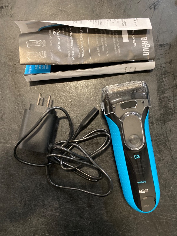 Photo 1 of Braun Electric Razor for Men, Series 3 310s Electric Foil Shaver, Rechargeable, Wet & Dry