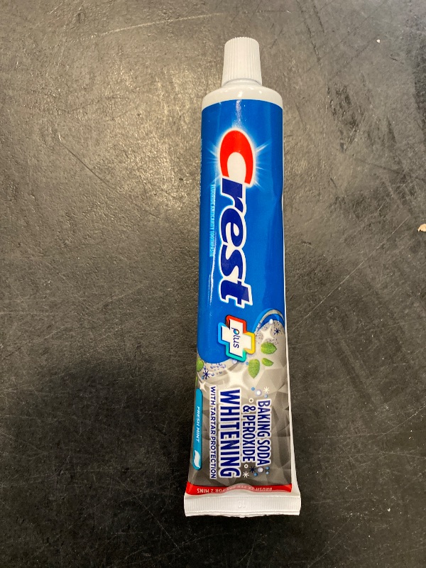 Photo 1 of Crest 4.2Z Baking Soda & Peroxide Whitening Toothpaste