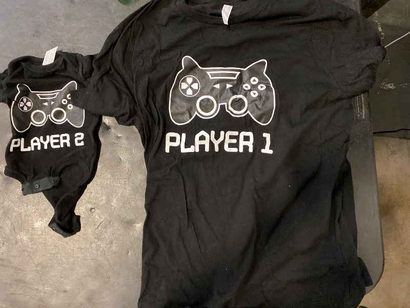 Photo 1 of (L/0-3M) Tstars Player 1 & Player 2 Dad and Baby Matching Outfits | Funny Gamer Shirt Set for Father's Day and New Dads Dad Black Large/Baby Black Newborn (0-3M)