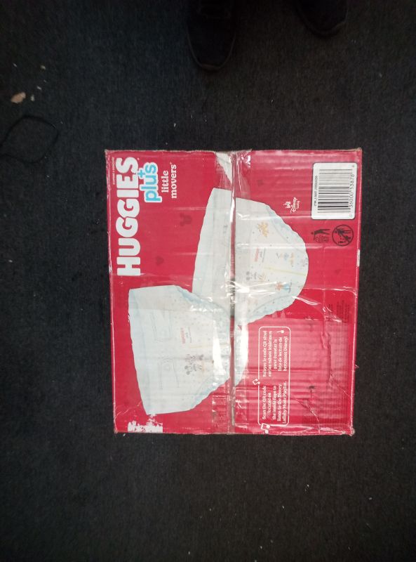 Photo 1 of Huggies Plus Diapers, Size 4, 174 Count