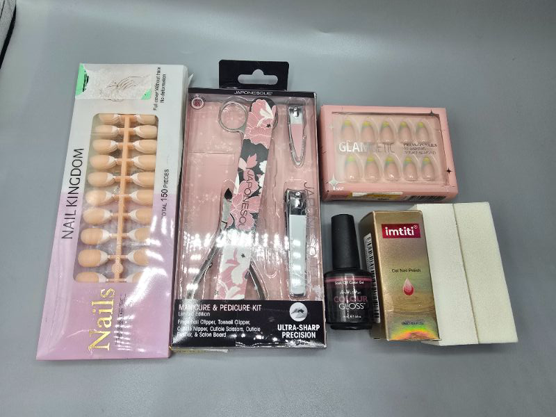 Photo 1 of 7 Piece Nail Kit - Press On Sets - 2 Gel Colors - 2 Buffers - & Tool Set New
- Nail Tools & 2 Gels