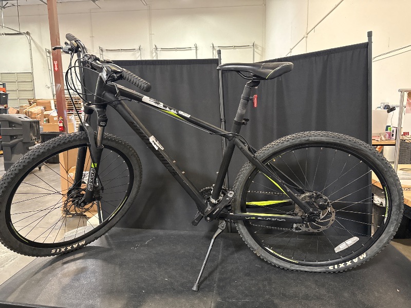 Photo 1 of 2020 Northrock XC27 MTB Bike 18" Large 650lb *Sticker Residue and Seat has Little Scratches**