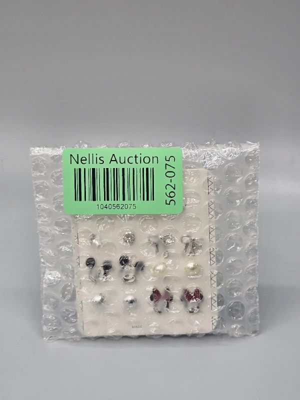 Photo 1 of 6 Set Minnie & Mickey Earrings 