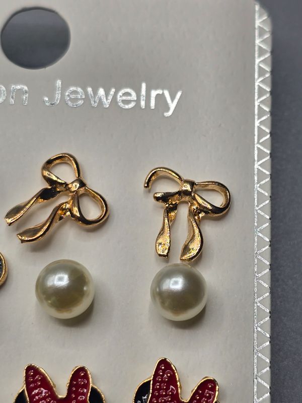 Photo 1 of 6 Set Minnie & Mickey Earrings